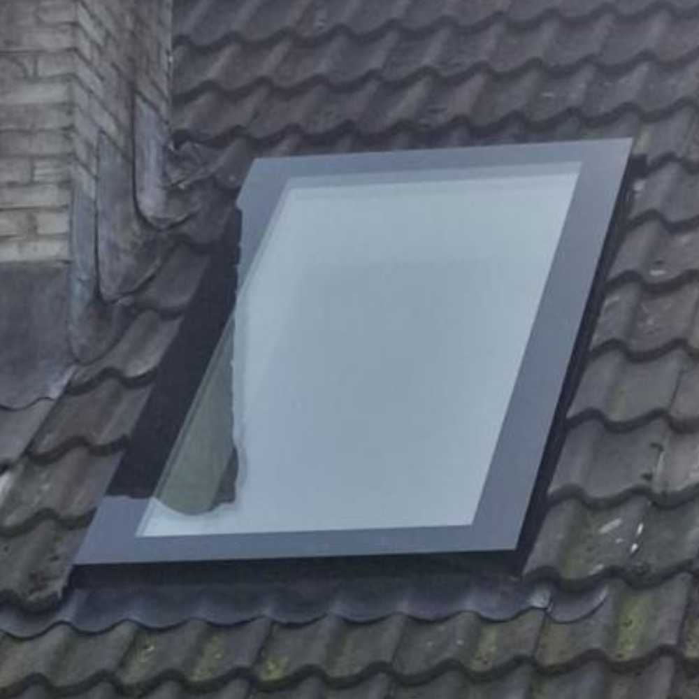 Vast Dakraam Schuin Dak van Premium Dakramen