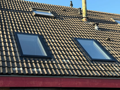 Vast Dakraam Schuin Dak van Premium Dakramen